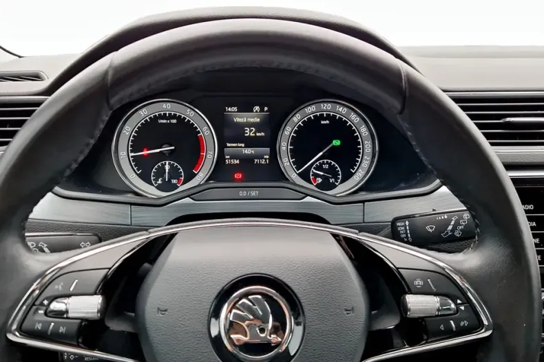 Skoda Superb din 2021 cu 51.534 km - oferta SKO148202 - foto 19