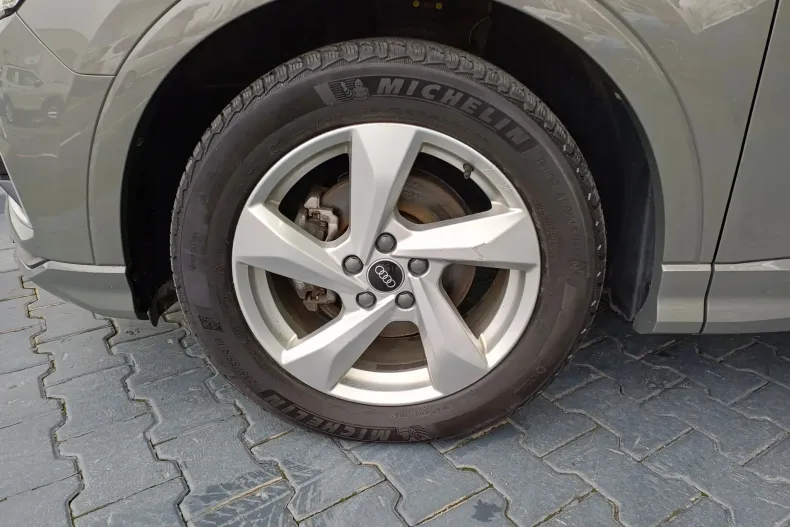 Audi Q3 din 2020 cu 42.003 km - oferta AUD148207 - foto 4