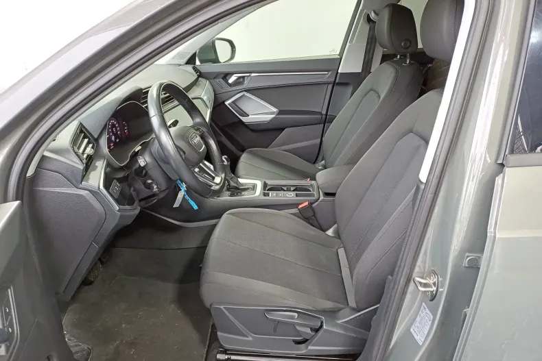 Audi Q3 din 2020 cu 42.003 km - oferta AUD148207 - foto 5