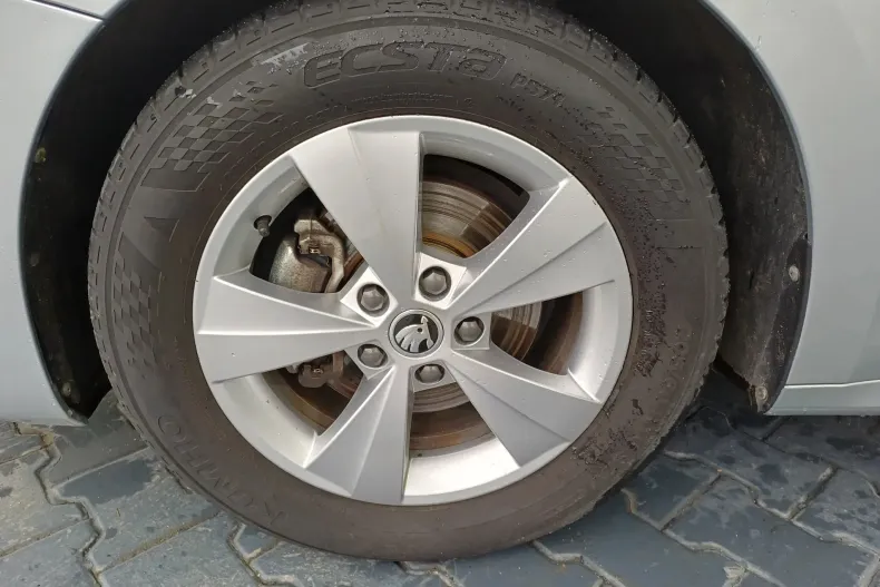 Skoda Octavia din 2021 cu 97.991 km - oferta SKO148210 - foto 4