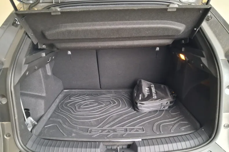 Dacia Duster din 2024 cu 3.992 km - oferta DAC148216 - foto 5