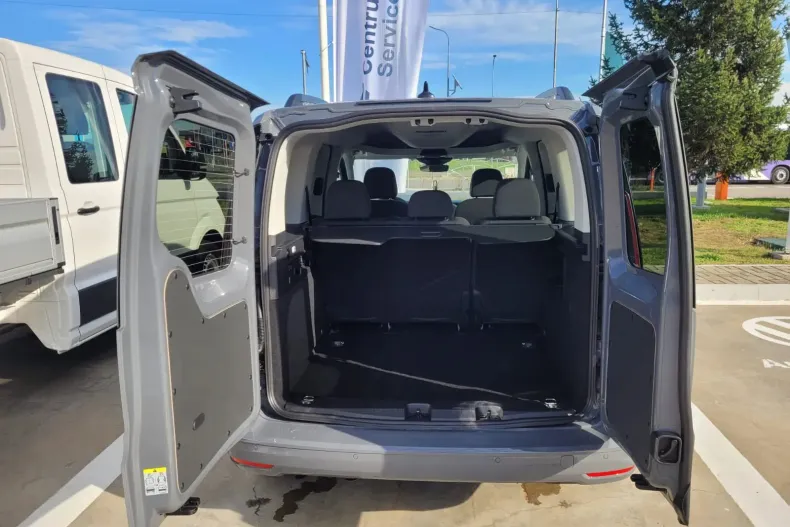Volkswagen Caddy din 2025 cu 5 km - oferta VOL148232 - foto 6