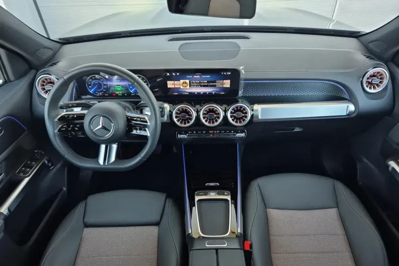 Mercedes-Benz EQB din 2023 cu 6.000 km - oferta MER148252 - foto 12