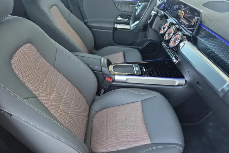 Mercedes-Benz EQB din 2023 cu 6.000 km - oferta MER148252 - foto 13