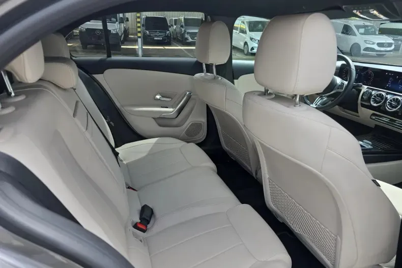 Mercedes-Benz A din 2024 cu 41.605 km - oferta MER148253 - foto 14