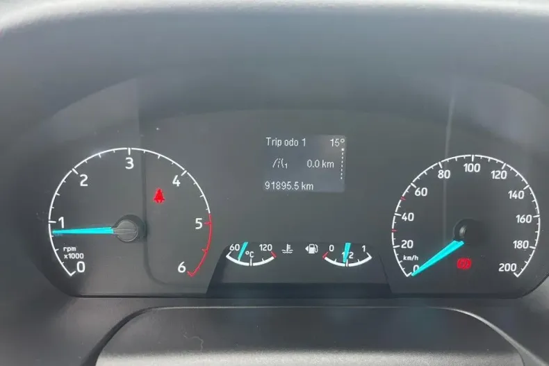 Ford Transit Custom din 2023 cu 91.890 km - oferta FOR148254 - foto 10