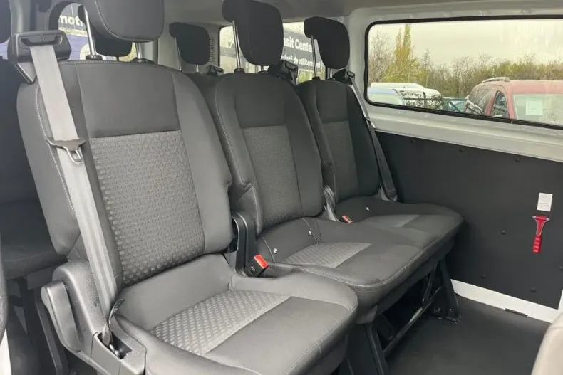 Ford Transit Custom din 2023 cu 91.890 km - oferta FOR148254 - foto 14