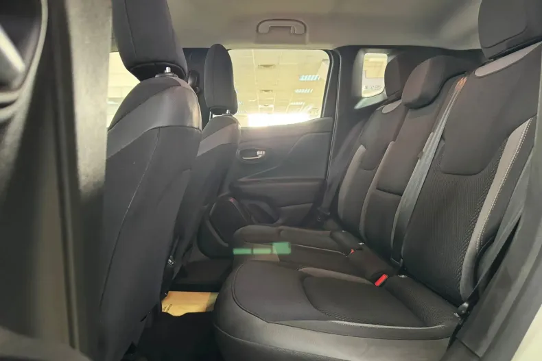 Jeep Renegade din 2022 cu 100.000 km - oferta JEE148255 - foto 18