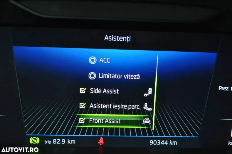 Skoda Superb din 2023 cu 90.344 km - oferta SKO148259 - foto 17