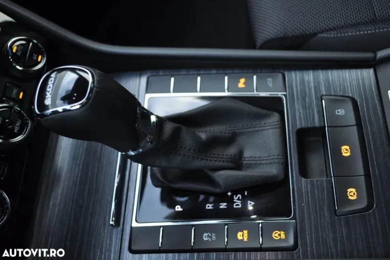 Skoda Superb din 2023 cu 90.344 km - oferta SKO148259 - foto 33