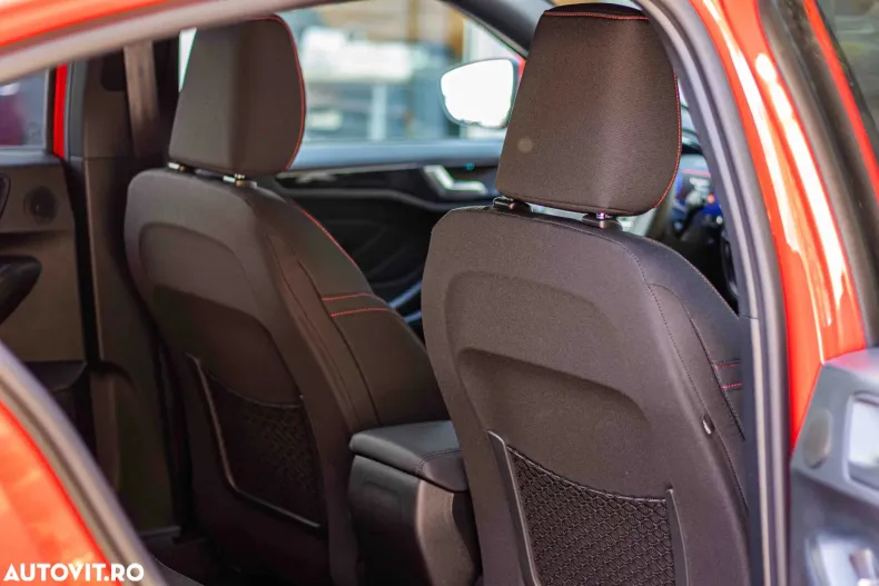 Ford Focus din 2024 cu 3 km - oferta FOR148260 - foto 13