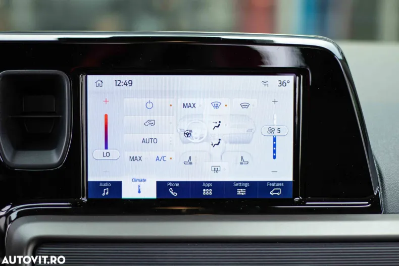 Ford Tourneo Courier din 2024 cu 10 km - oferta FOR148264 - foto 29