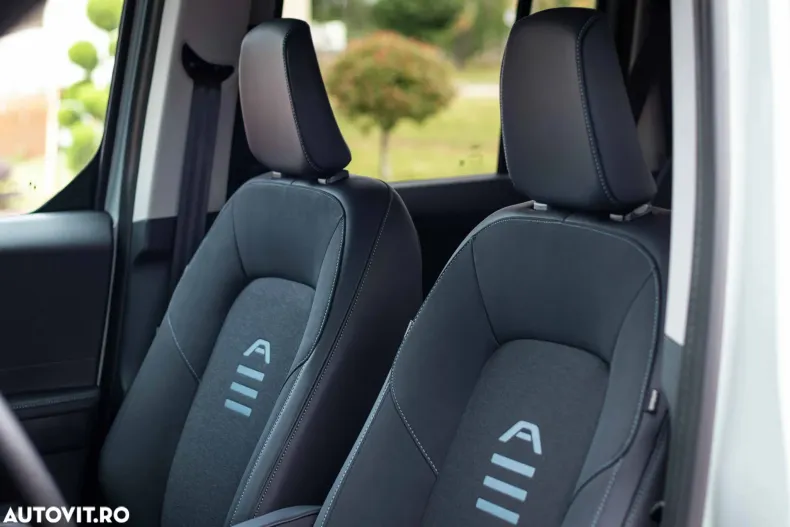 Ford Tourneo Courier din 2024 cu 10 km - oferta FOR148265 - foto 38