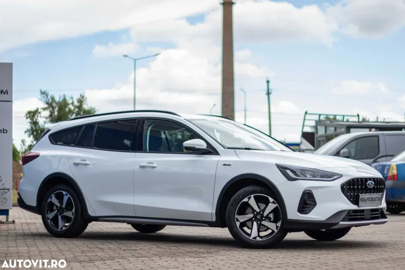 Ford Focus din 2024 cu 2 km - oferta FOR148266 - foto 6