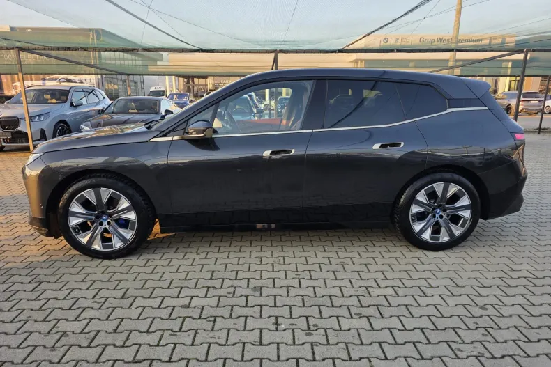 BMW iX din 2021 cu 57.503 km - oferta BMW148268 - foto 2