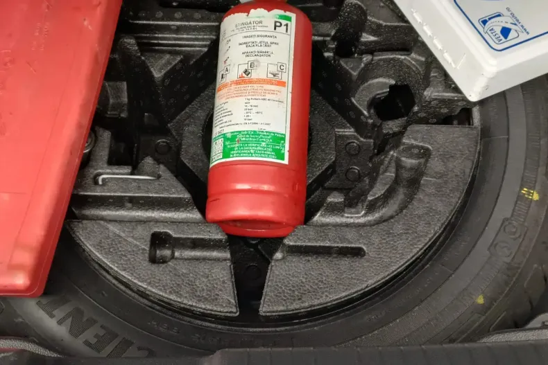 Volkswagen Polo din 2022 cu 93.210 km - oferta VOL148271 - foto 7