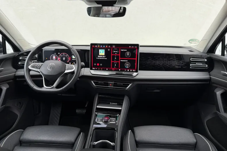 Volkswagen Tiguan din 2024 cu 20.321 km - oferta VOL148277 - foto 33