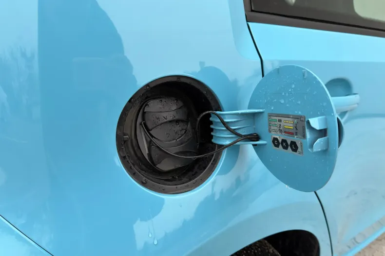 Volkswagen up! din 2023 cu 30.823 km - oferta VOL148278 - foto 10