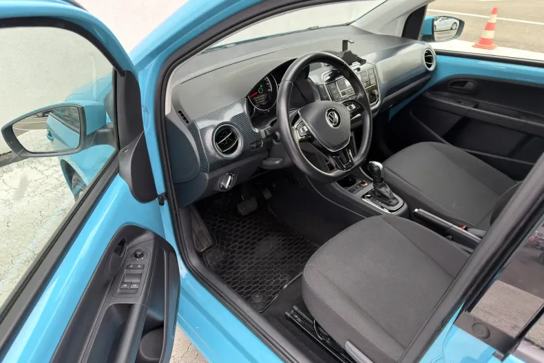 Volkswagen up! din 2023 cu 30.823 km - oferta VOL148278 - foto 11