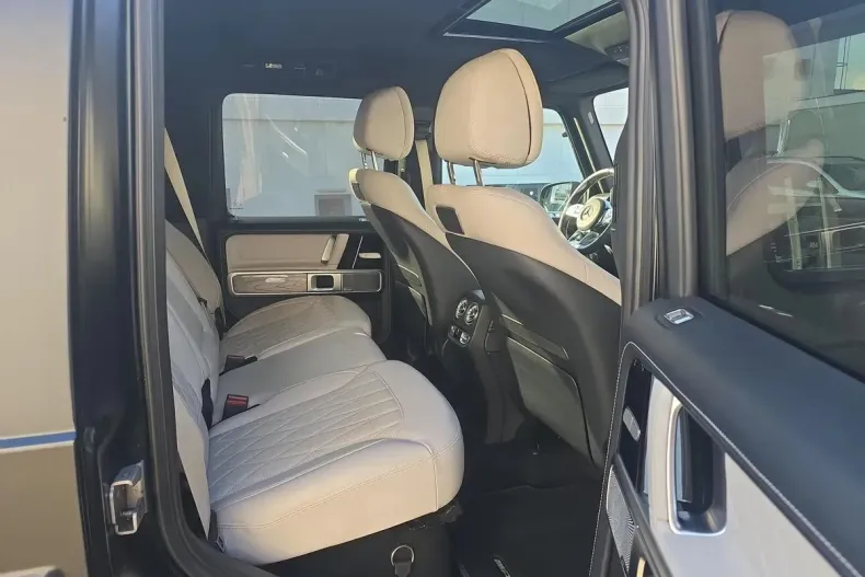 Mercedes-Benz G din 2022 cu 41.000 km - oferta MER148281 - foto 12