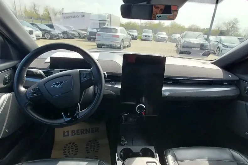 Ford Mustang Mach-E din 2022 cu 69.642 km - oferta FOR148284 - foto 8