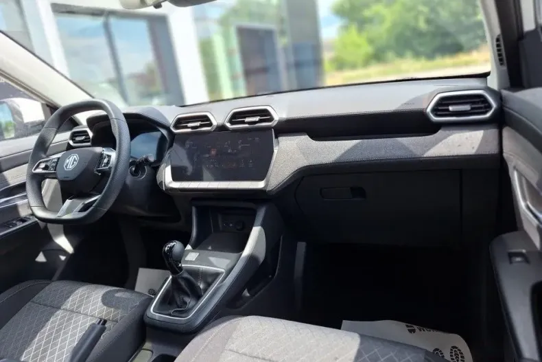 MG ZS din 2025 cu 2.110 km - oferta MG0148288 - foto 22