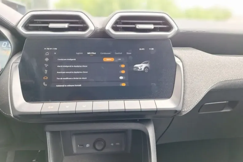 MG ZS din 2025 cu 2.110 km - oferta MG0148288 - foto 30