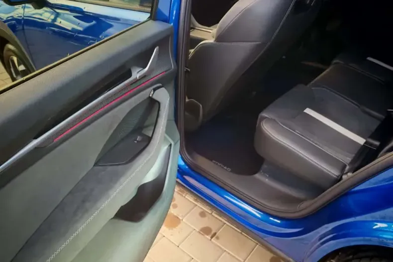 Skoda Kodiaq din 2025 cu 1.350 km - oferta SKO148294 - foto 18