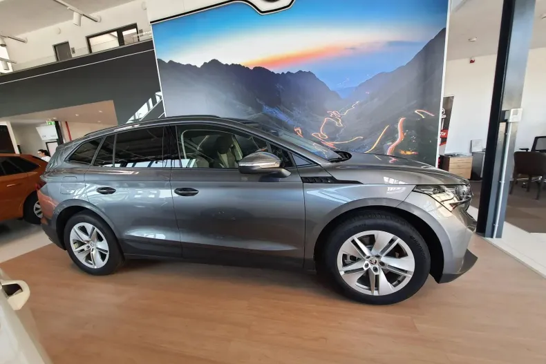 Skoda Enyaq din 2023 cu 9.000 km - oferta SKO148295 - foto 6