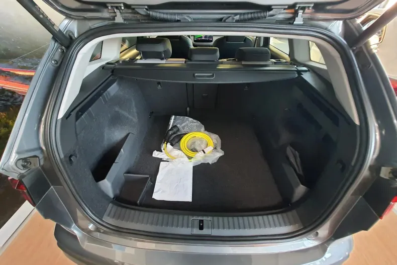 Skoda Enyaq din 2023 cu 9.000 km - oferta SKO148295 - foto 26