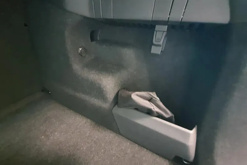 Skoda Enyaq din 2023 cu 9.000 km - oferta SKO148295 - foto 27