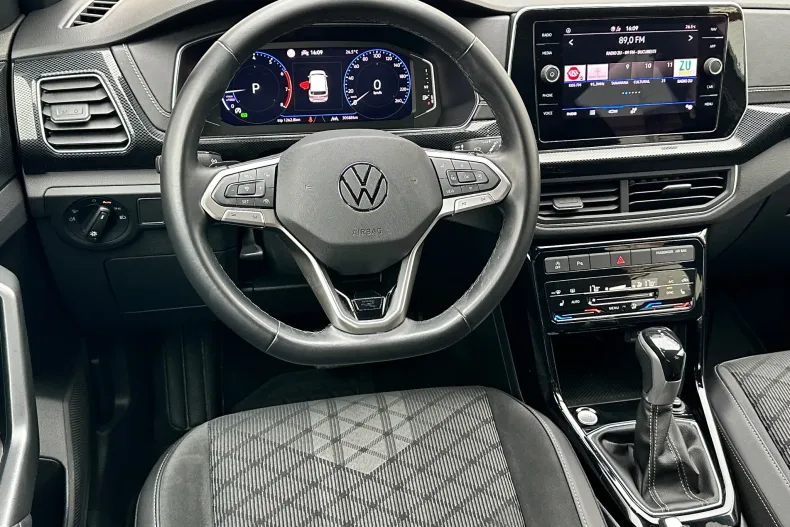 Volkswagen T-Cross din 2024 cu 30.000 km - oferta VOL148298 - foto 8
