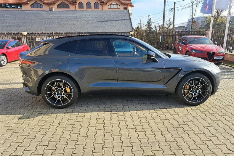 Aston Martin DBX din 2022 cu 18.500 km - oferta AST148305 - foto 6
