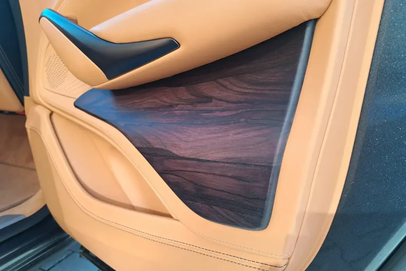 Aston Martin DBX din 2022 cu 18.500 km - oferta AST148305 - foto 18