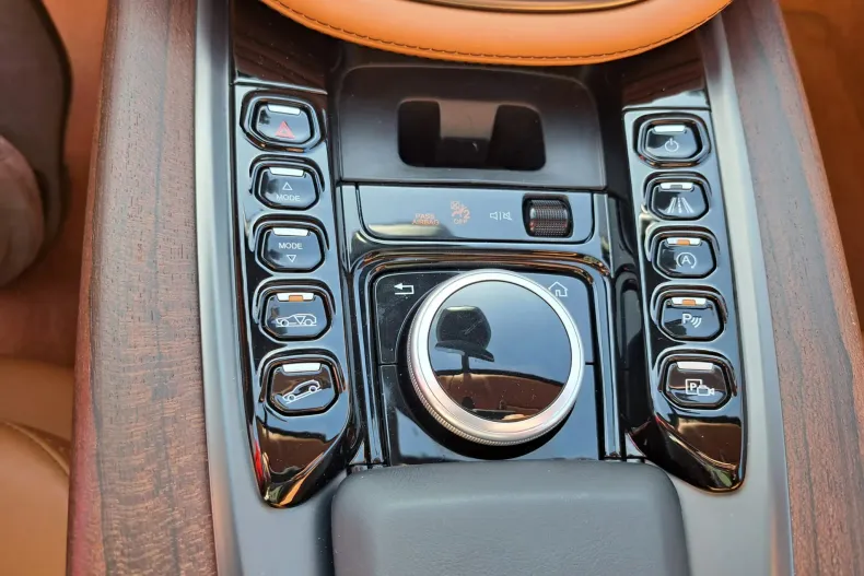 Aston Martin DBX din 2022 cu 18.500 km - oferta AST148305 - foto 21