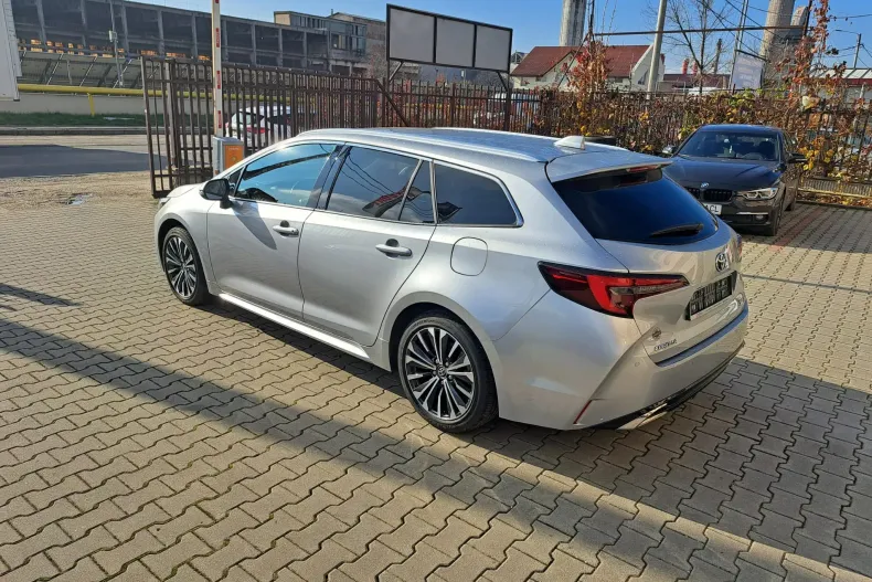 Toyota Corolla din 2024 cu 13.000 km - oferta TOY148306 - foto 5