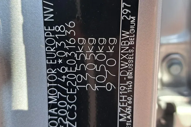 Toyota Corolla din 2024 cu 13.000 km - oferta TOY148306 - foto 24