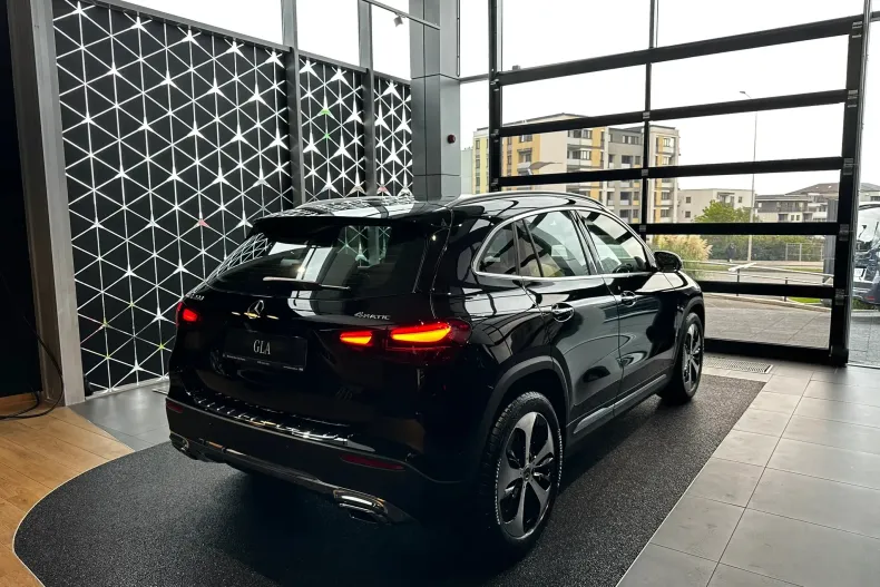 Mercedes-Benz GLA din 2025 cu 6 km - oferta MER148308 - foto 3