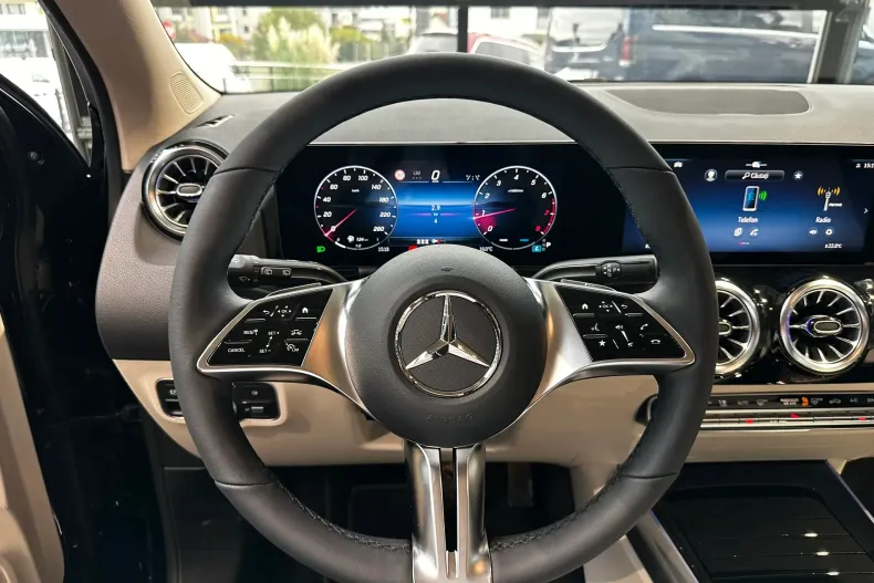 Mercedes-Benz GLA din 2025 cu 6 km - oferta MER148308 - foto 12