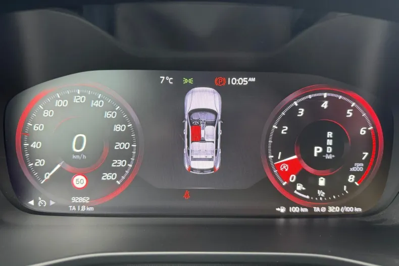 Volvo XC40 din 2021 cu 92.800 km - oferta VOL148325 - foto 6