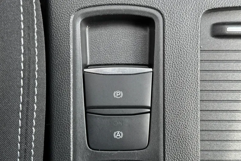 Ford Focus din 2022 cu 92.200 km - oferta FOR148327 - foto 13