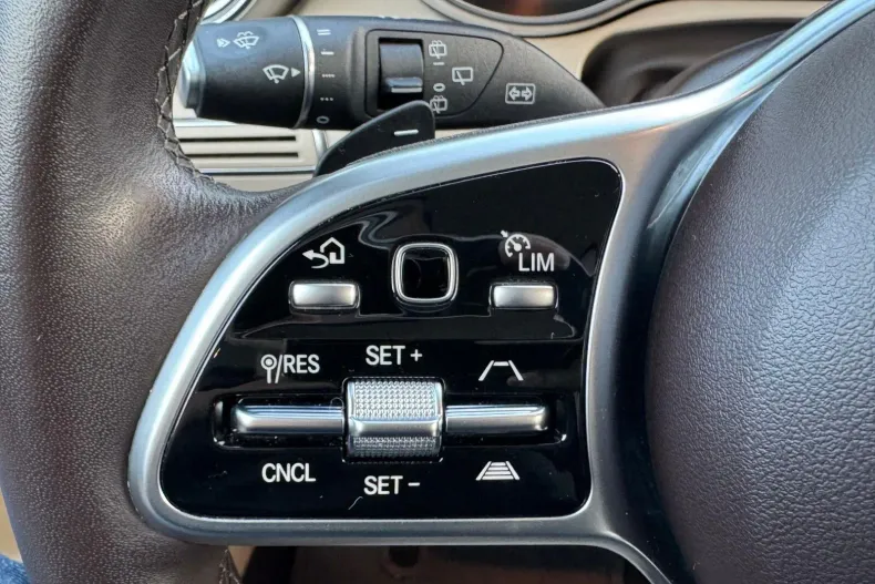 Mercedes-Benz GLC din 2021 cu 77.800 km - oferta MER148334 - foto 24