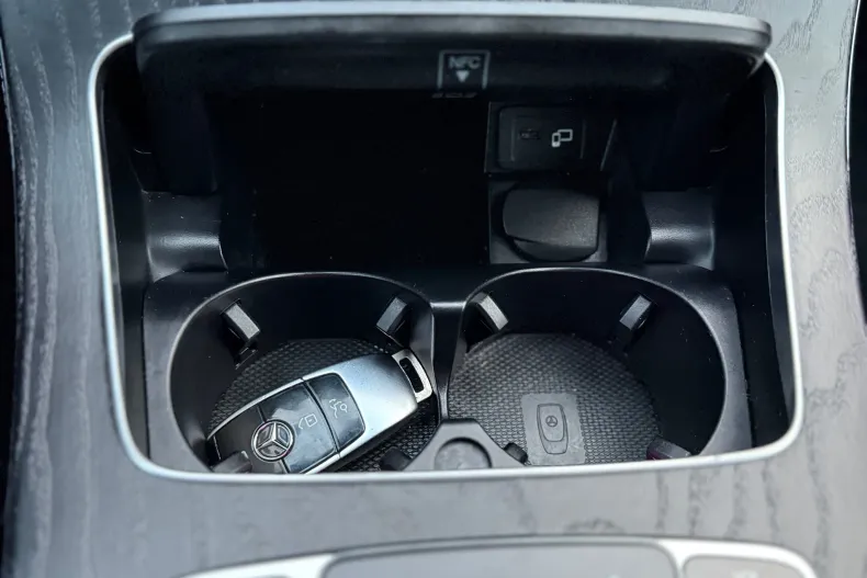 Mercedes-Benz E din 2021 cu 132.703 km - oferta MER148337 - foto 14