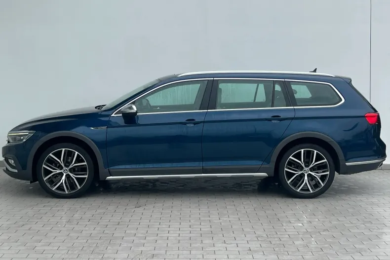Volkswagen Passat Alltrack din 2020 cu 112.597 km - oferta VOL148342 - foto 3