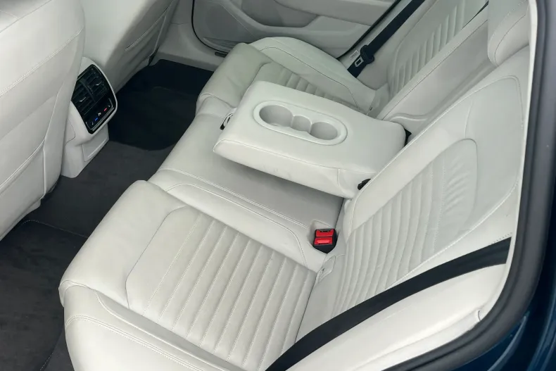 Volkswagen Passat Alltrack din 2020 cu 112.597 km - oferta VOL148342 - foto 27