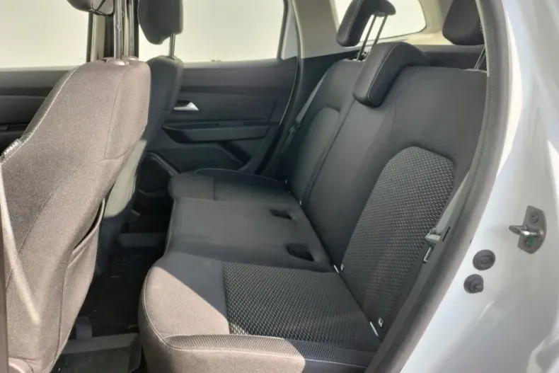 Dacia Duster din 2021 cu 93.580 km - oferta DAC148352 - foto 12