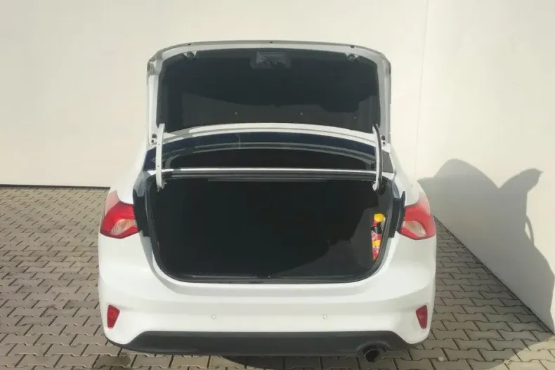 Ford Focus din 2020 cu 76.350 km - oferta FOR148354 - foto 7