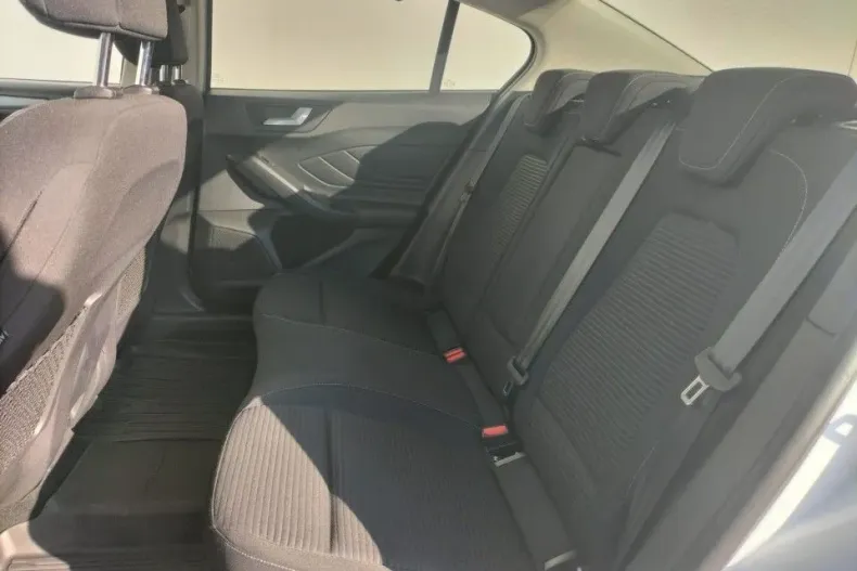 Ford Focus din 2020 cu 76.350 km - oferta FOR148354 - foto 14