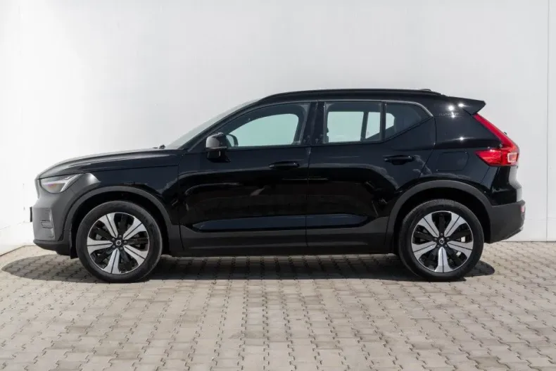 Volvo XC40 din 2023 cu 41.723 km - oferta VOL148355 - foto 2