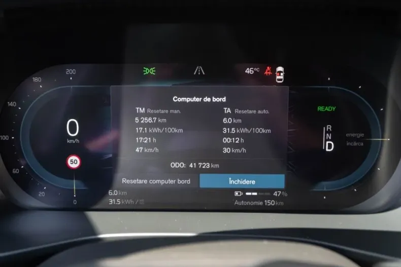 Volvo XC40 din 2023 cu 41.723 km - oferta VOL148355 - foto 12